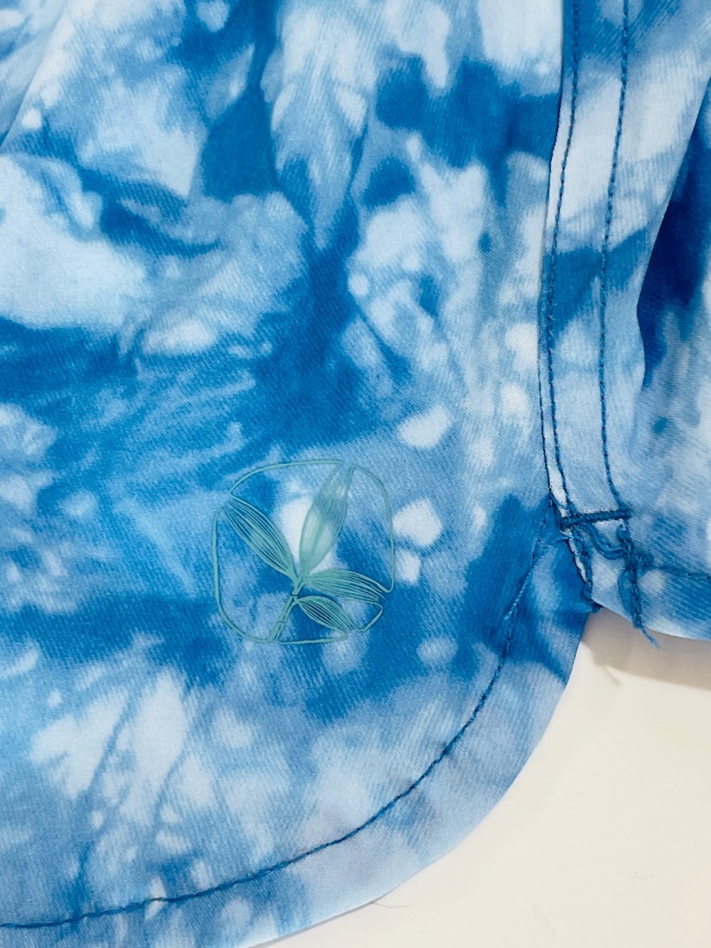 Carve Designs Bluebay Tie Dye Bali Short Small NWT - Picture 11 of 11